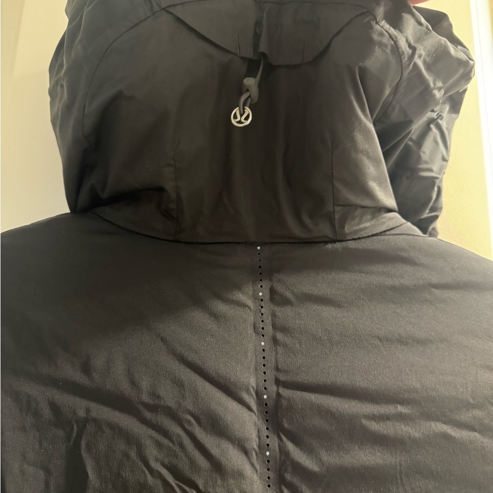 Lululemon jacket - Picture 5 of 8
